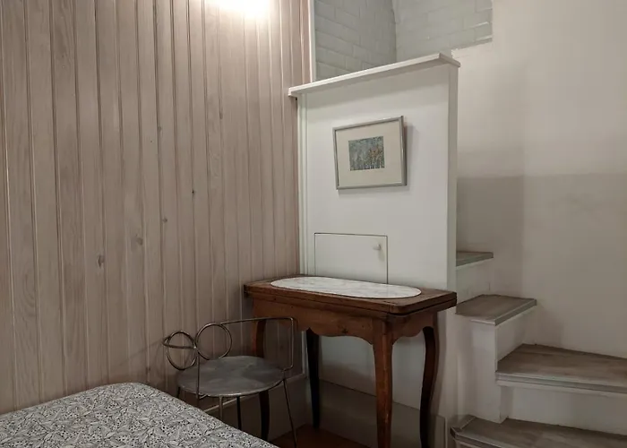 Duplex And Private Patio At Eiffel Tower *